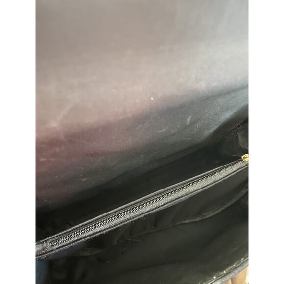 Elegant Black and Purple Floral Shoulder Bag - Picture 8 of 9